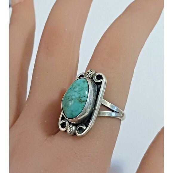 Vintage Navajo signed Turquoise Sterling ring sz 7 (1381) - Picture 4 of 7